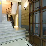 Luxury 3-Bed/3-Bath Paseig De Gracia