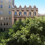 Luxury 3-Bed/3-Bath Paseig De Gracia