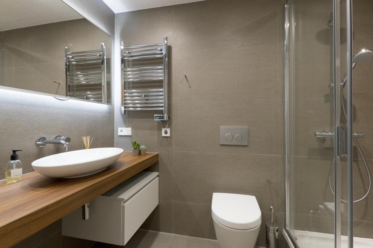 Luxury 3-bed/3-bath Paseig De Gracia